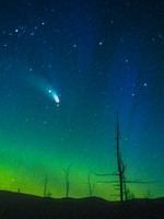 Comet Hale-Bopp and Northern Lights